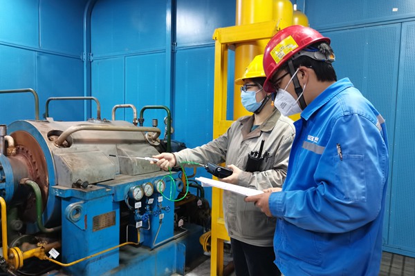 國能龍巖發(fā)電公司嚴把動火作業(yè)現場檢測關助力C修安全