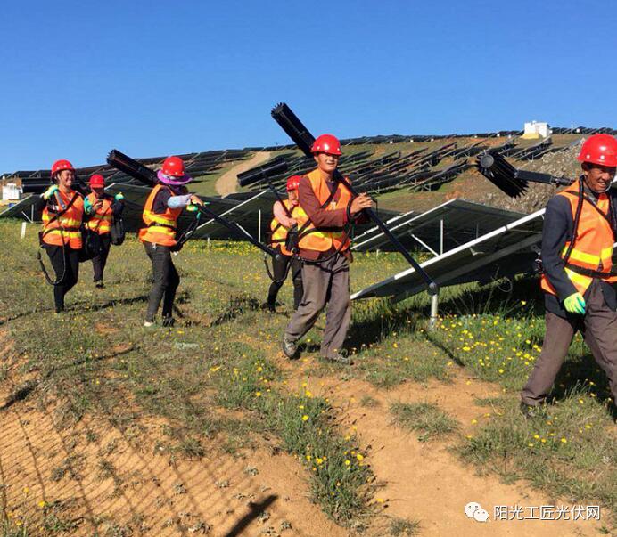 面積接近一個(gè)新加坡！青海塔拉灘光伏電站照亮“陽光之路”