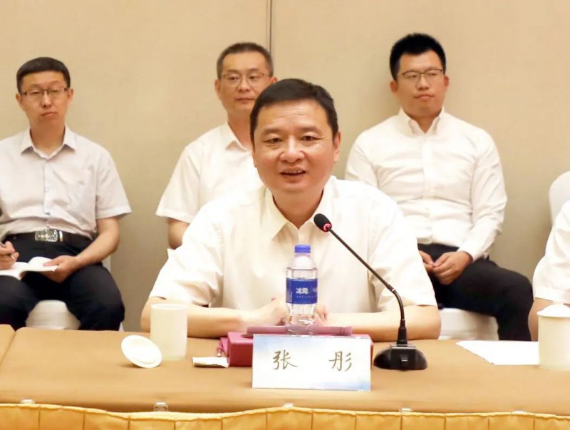 協(xié)鑫、徐工聯(lián)手！布局新能源