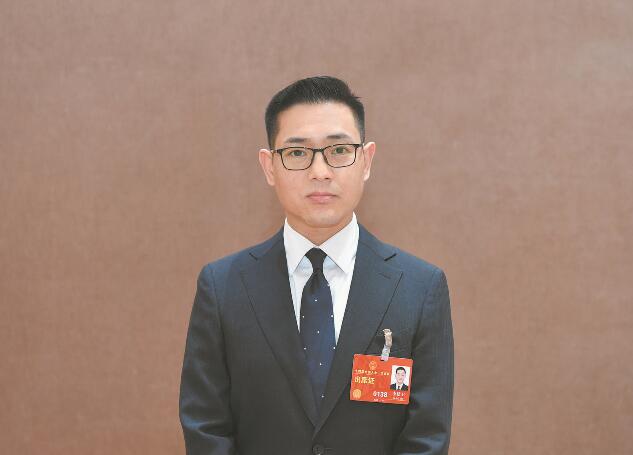 推動清潔能源發(fā)展 促進綠色低碳轉(zhuǎn)型——訪全國人大代表、河北寶信物流有限公司總經(jīng)理李建衛(wèi)