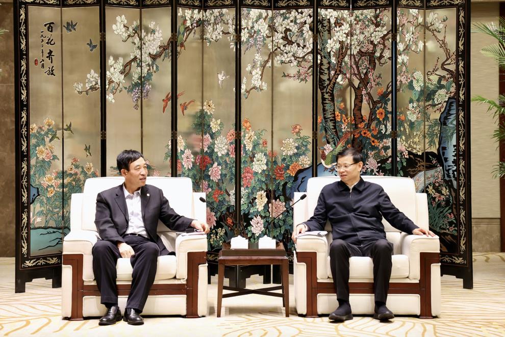 中國能建黨委副書記、總經(jīng)理孫洪水拜會(huì)江蘇省省長(zhǎng)許昆林