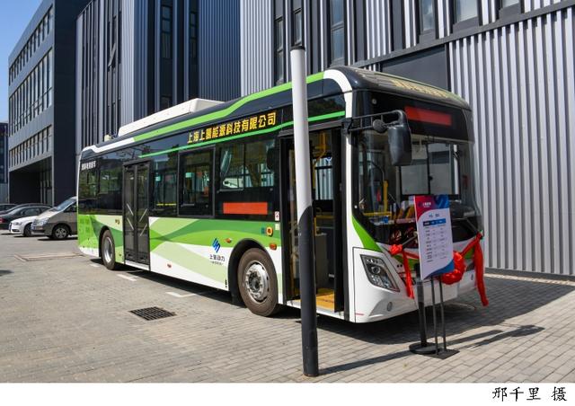 到2025年力爭(zhēng)發(fā)展燃料電池汽車超過(guò)10000輛，《上海交通領(lǐng)域氫能推廣應(yīng)用方案》發(fā)布