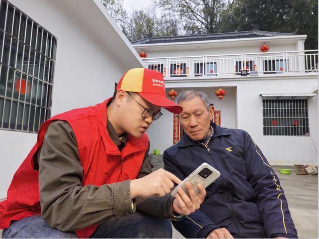 村網(wǎng)共建，讓村里老人生活更方便!