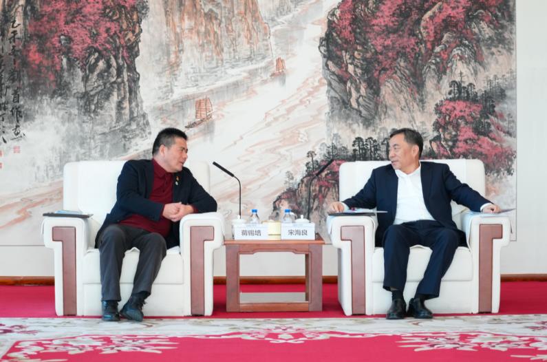 宋海良與“三新”聯(lián)盟成員遠東控股集團創(chuàng)始人、董事局主席蔣錫培會談