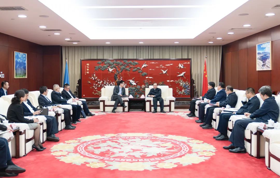 華電黨組書記、董事長(zhǎng)江毅會(huì)見上海電氣集團(tuán)黨委書記、董事長(zhǎng)吳磊