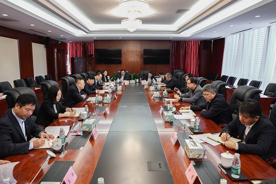 華能集團總經(jīng)理、黨組副書記鄧建玲拜訪中國進出口銀行黨委副書記、行長任生俊