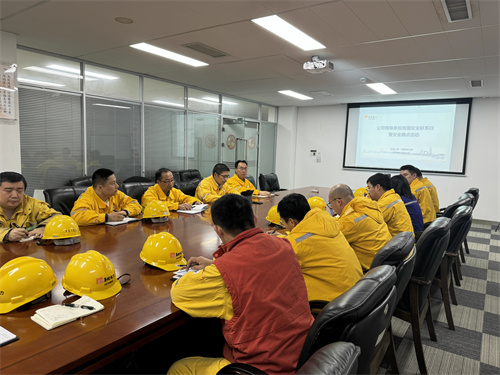 華潤電力南京公司黨委委員、副總經(jīng)理陳超虎參加一期戊值安全聯(lián)系日暨安全蹲點活動