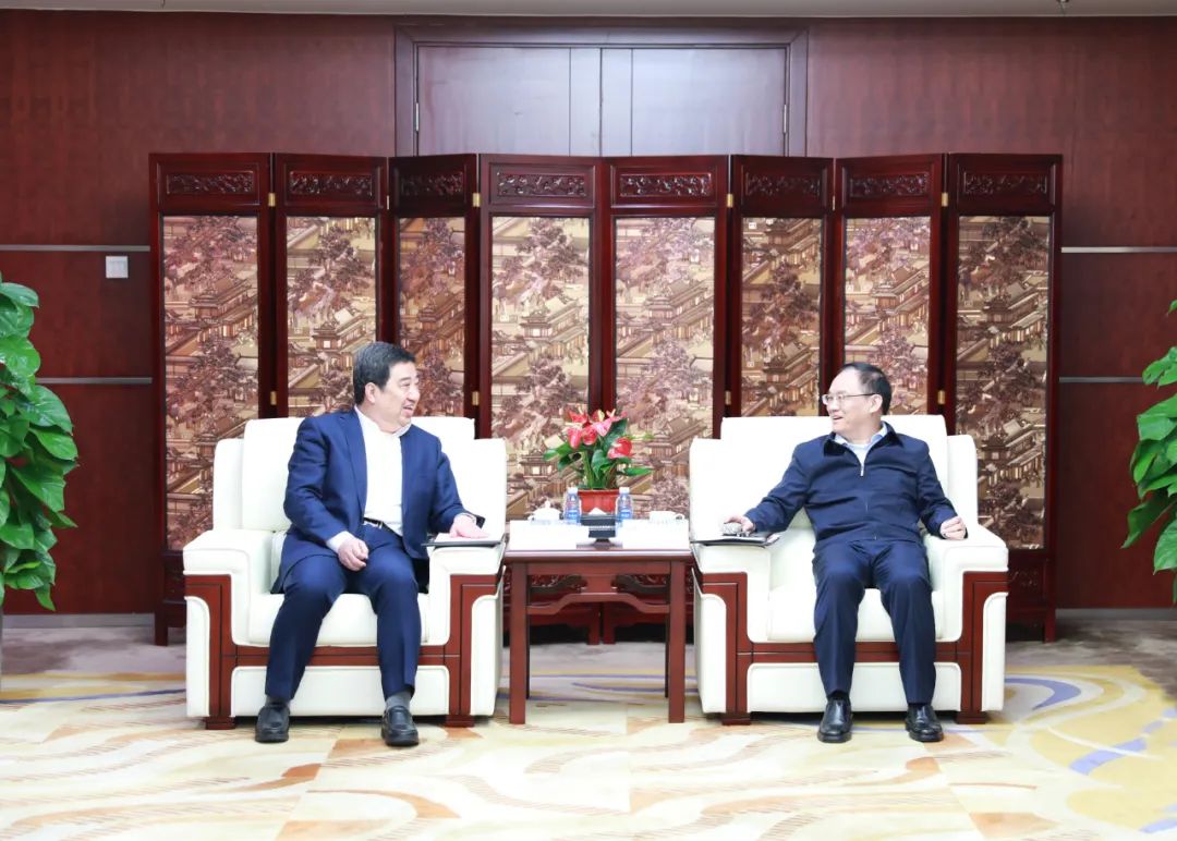 中國電氣裝備白忠泉董事長、周群總經理拜訪中鋁集團董事長段向東、總經理王石磊