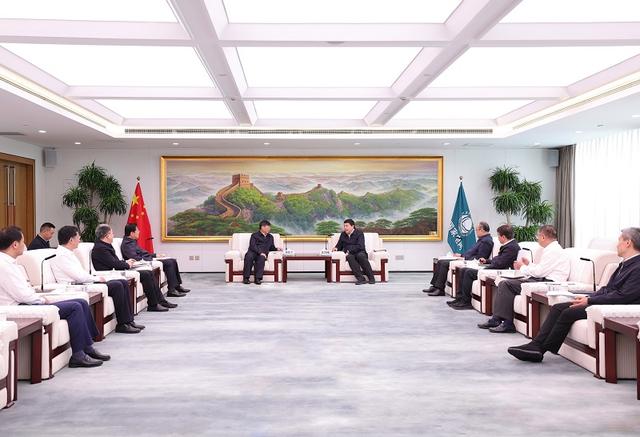 國家電網(wǎng)董事長、黨組書記張智剛董事長與三峽集團董事長劉偉平、總經(jīng)理韓君會談
