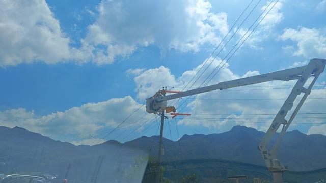 畢節(jié)市郊供電局成功投運10千伏撒昌線，提升供電可靠性